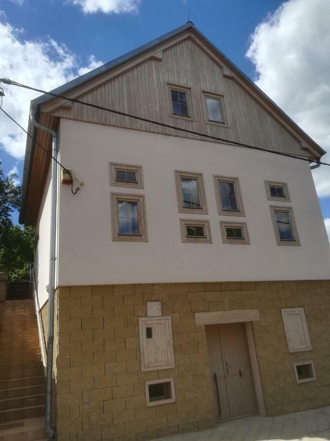 Ubytování u Křížů Bulhary Exterior foto